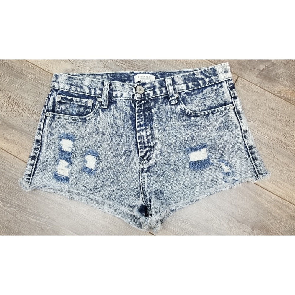 Forever 21 Acid Washed cutoff denim shorts Size 29